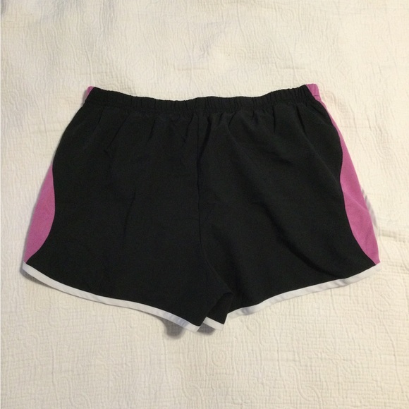 New Balance Running Shorts - Picture 2 of 2